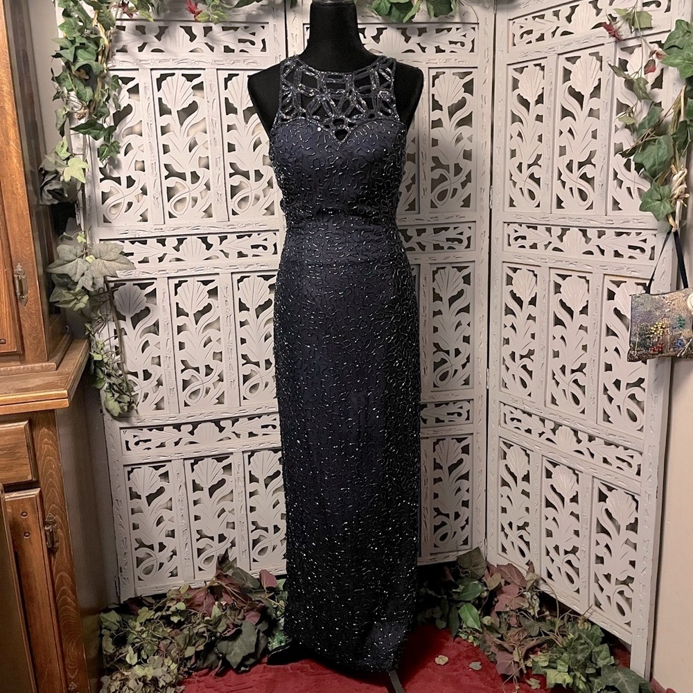 MOON DANCE MAGNIFICENT MIDNIGHT BLUE WITH INTRICATE BEADING PROM DRESS GOWN